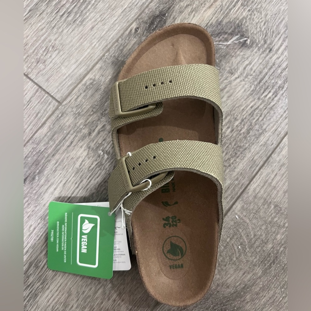 NWT Kids Vegan Birkenstock